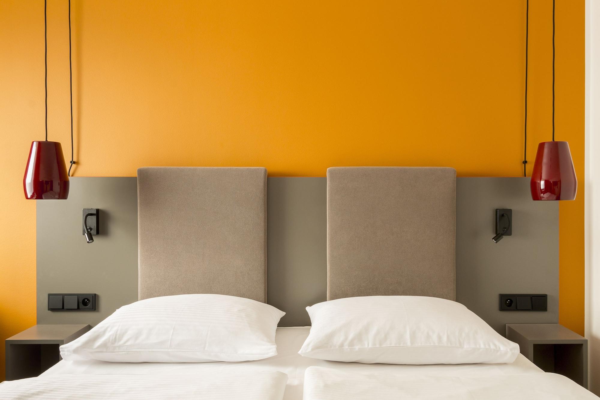 Vienna House Easy Cracow Hotel 3*