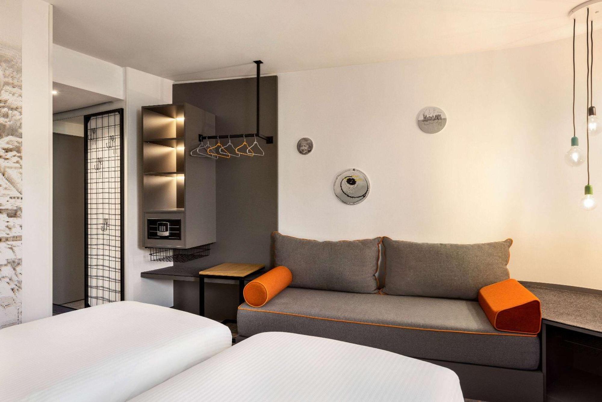 Vienna House Easy Cracow Hotel 3*